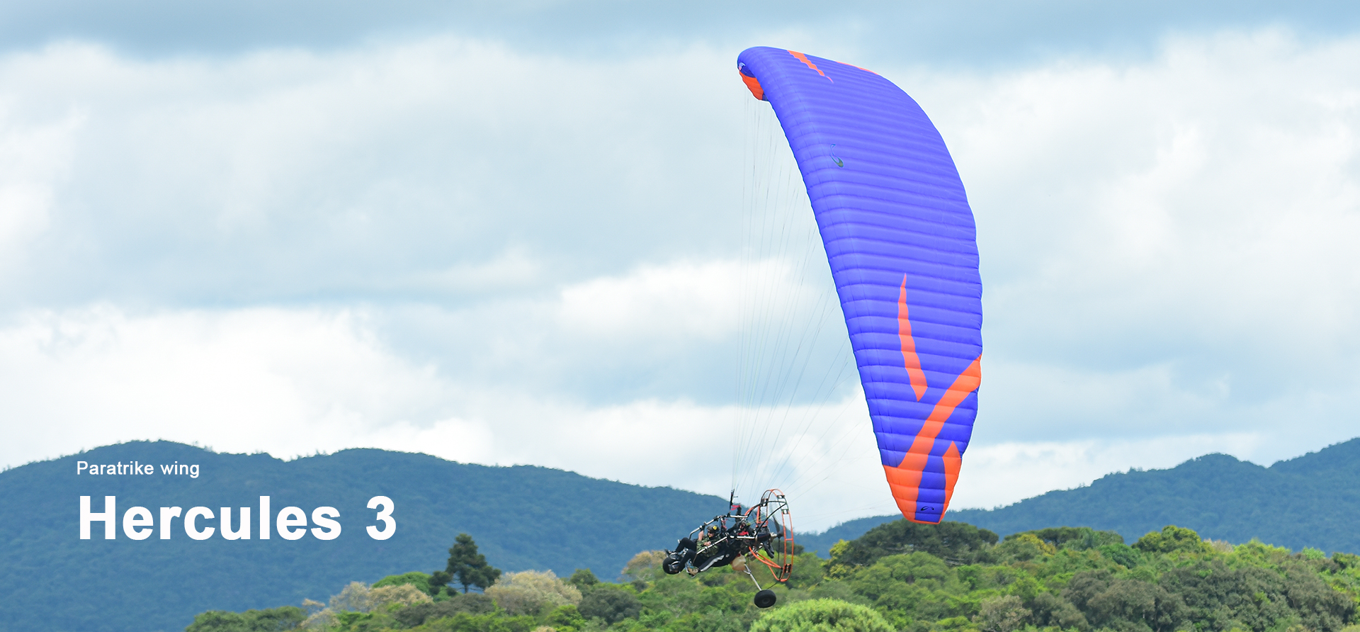 Asa de paratrike Hercules 3 da SOL em voo